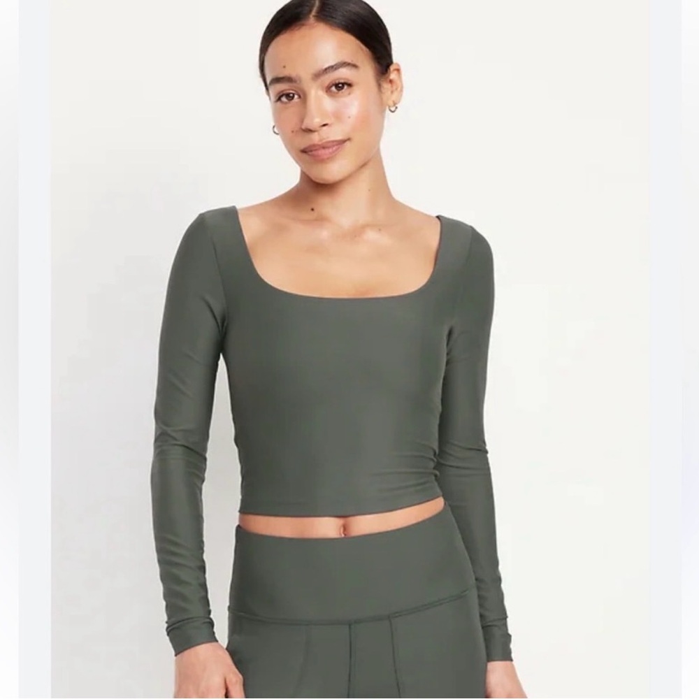 Old Navy -  Dark Green Long Sleeve Crop Top - L